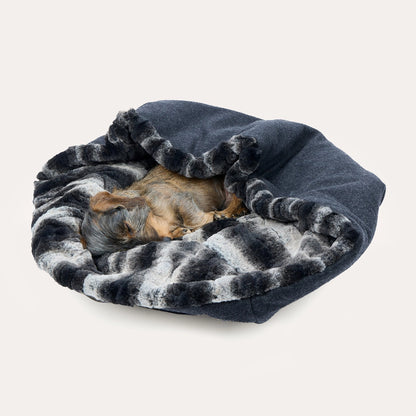 Kuschelsack für Hunde Loden  - ein kleines Versteck für große Kuschelfans