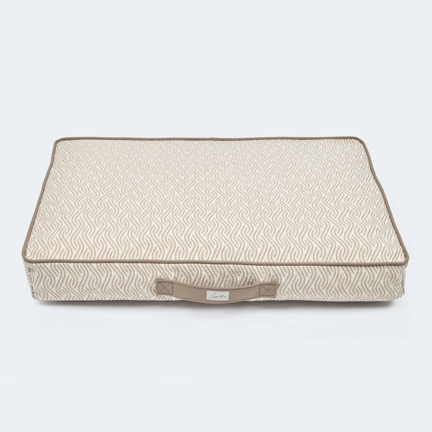 Orthopädisches Hundekissen von Leopolds Finest. Modell Toscana in der Farbe beige - Vorderansicht.