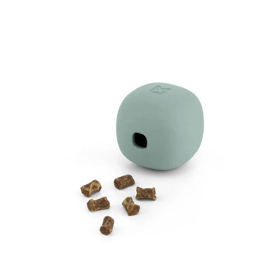 Miacara Katzenspielzeug zum beschäftigen mit zwei Öffnungen für Leckerlies. Farbe Eukalyptus