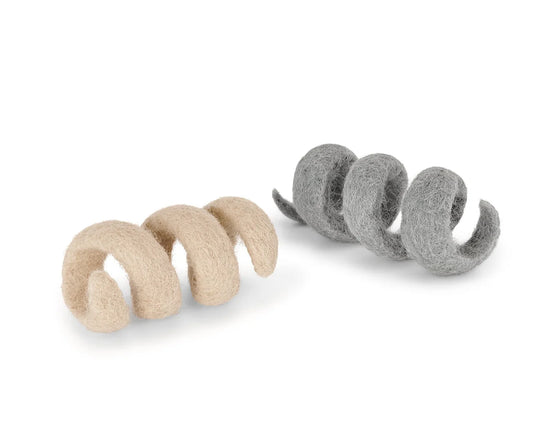 Stilvolles Spiralenspielzeug für Katzen von MiaCara. Fördert den Spielsinn der Katzen.