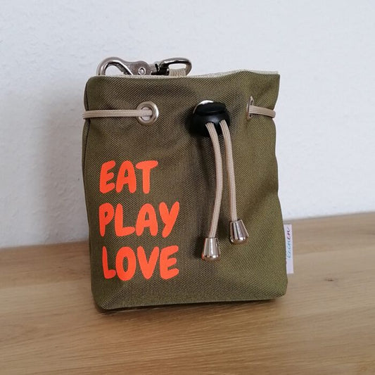 Leckerliebeutel olive EAT PLAY LOVE