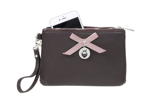 Kleine Wild Hazel Beauty Tasche in der Farbe braun.